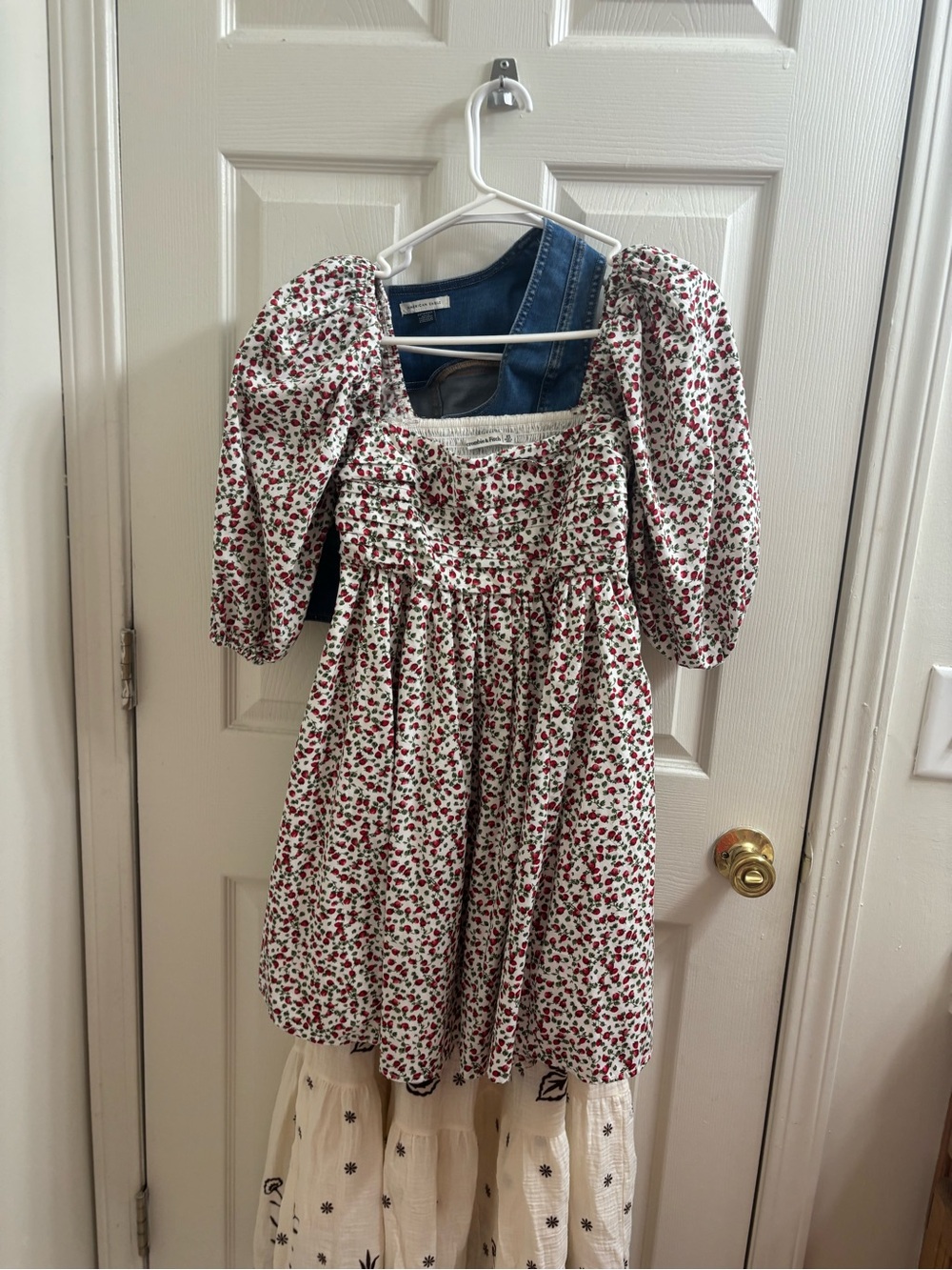 Abercrombie & Fitch White Dress with strawberry Print